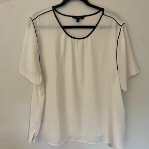 Banana Republic short sleeved top